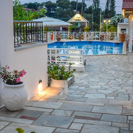 Villa Rosa Troulos Luaran gambar