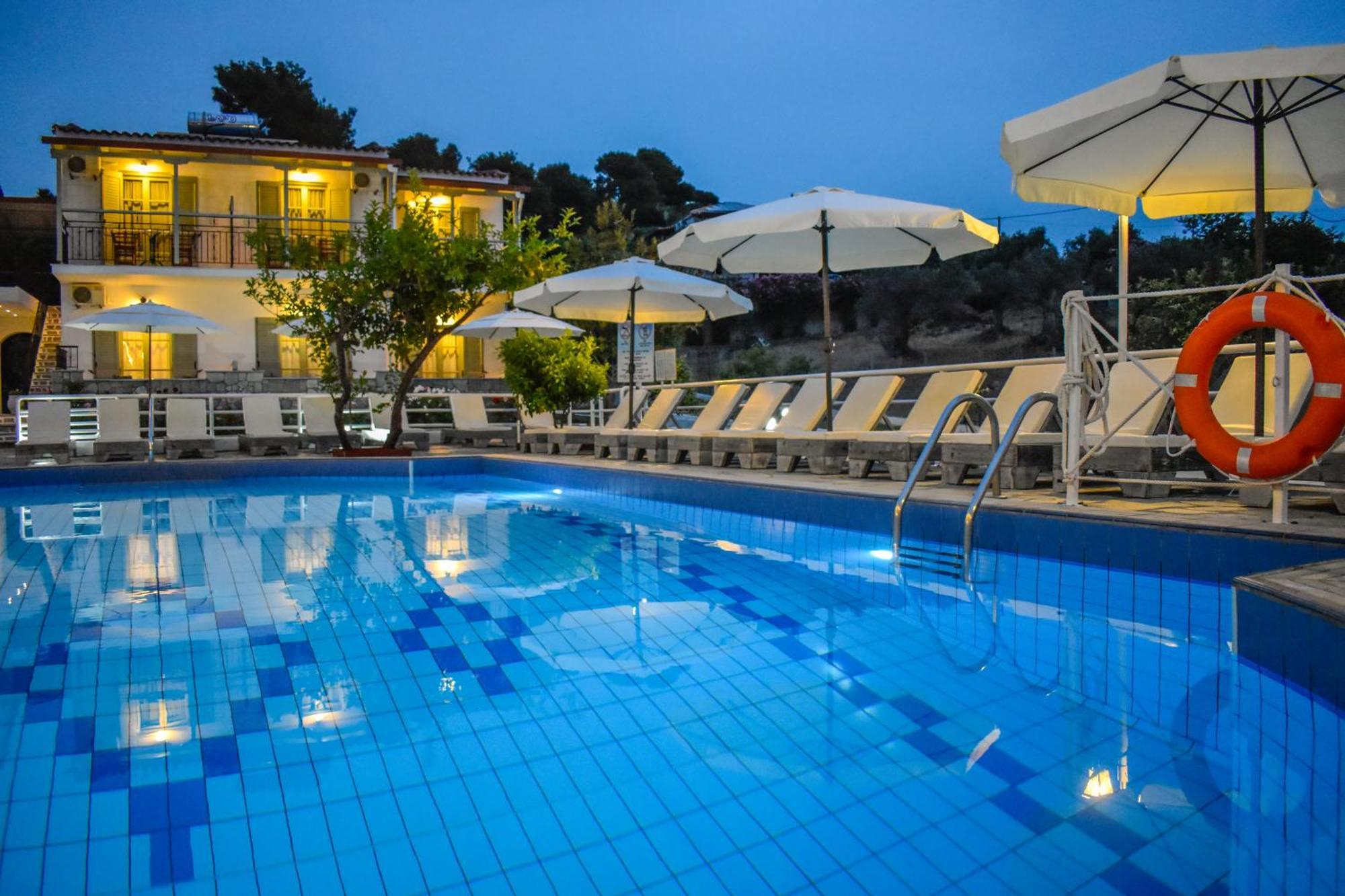 Villa Rosa Troulos Luaran gambar