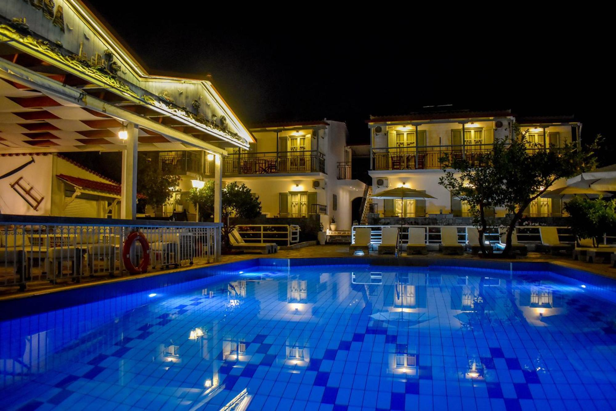 Villa Rosa Troulos Luaran gambar